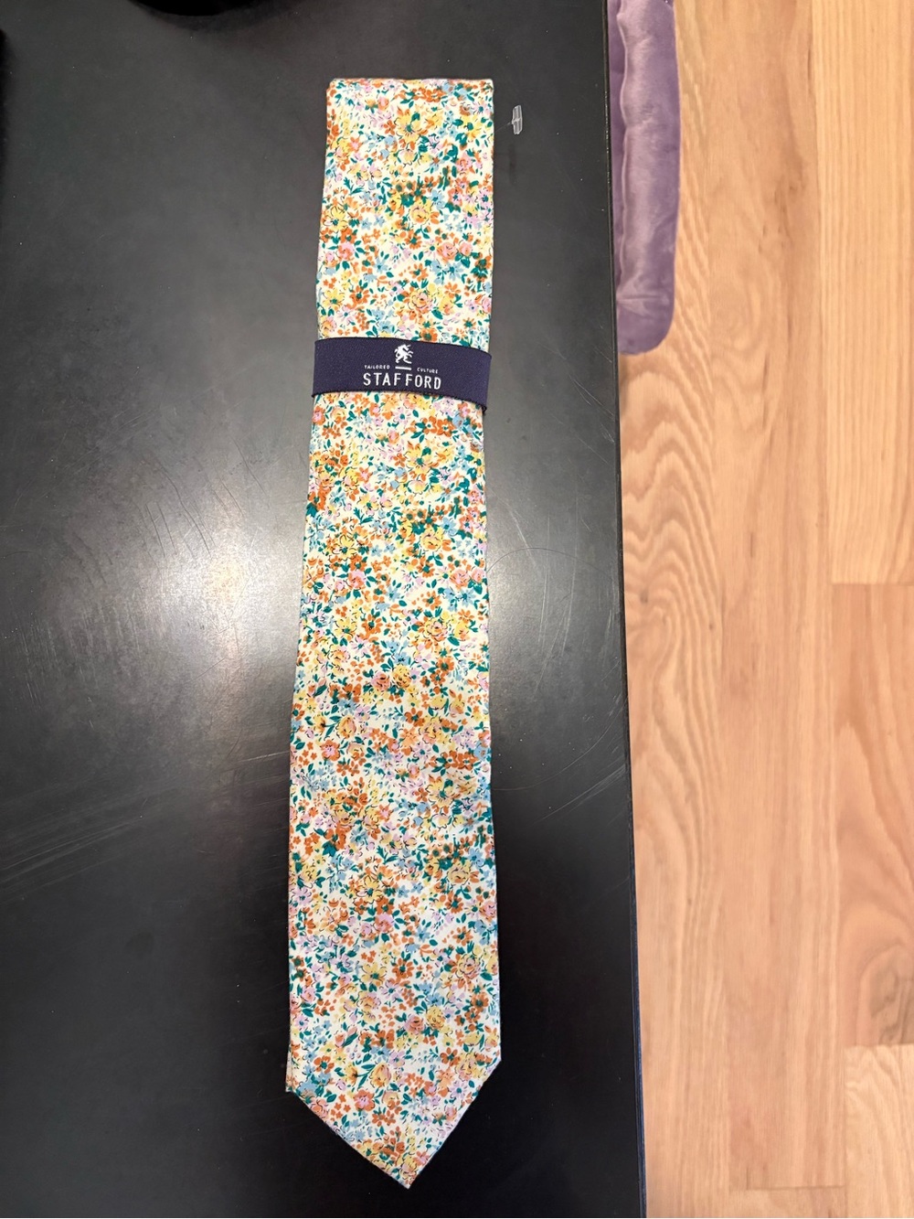 Stafford Floral Necktie in White, Yellow, Green, Blue